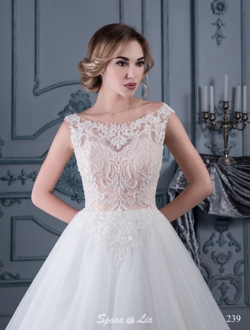 https://www.sposa-lia.com/images/stories/virtuemart/product/239       (2).jpg